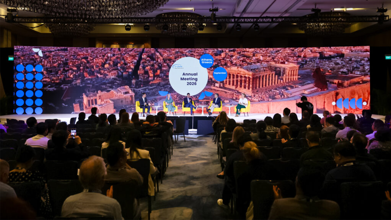 e-Join Held "Innovate Together, Win the Future" 2026 Chinese New Year Event